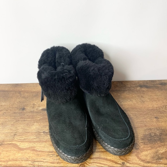 UGG Genuine Shearling Lined Elowen Bootie Women Black size 6 - Picture 3 of 14